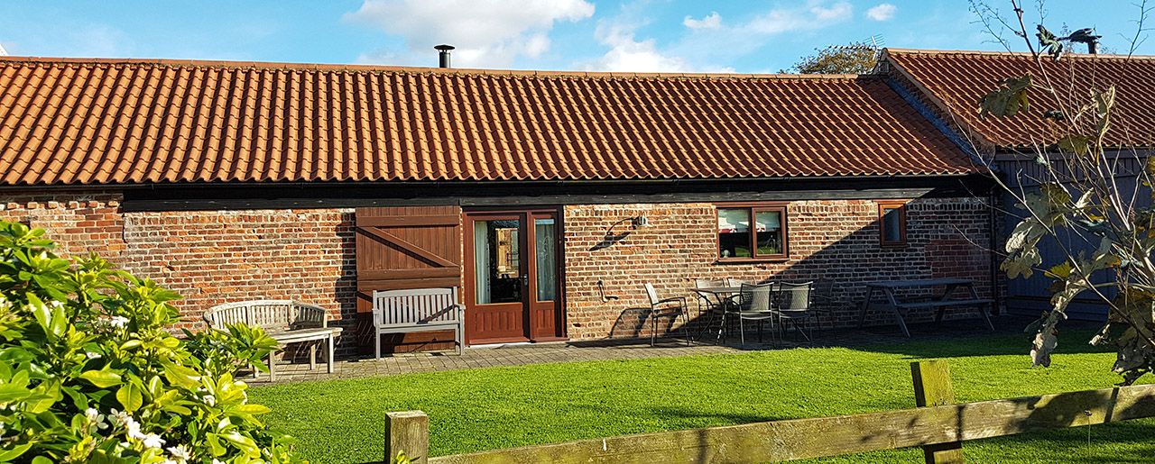 Elm Cottage, at Elms Farm Cottages